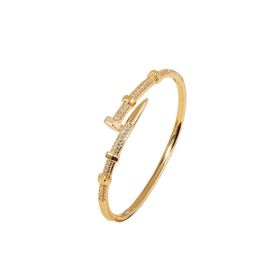 Nail Curve Bangle – Gold