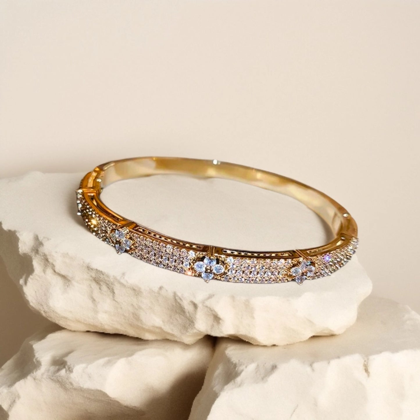 Flora Petite Bangle – Gold & Silver